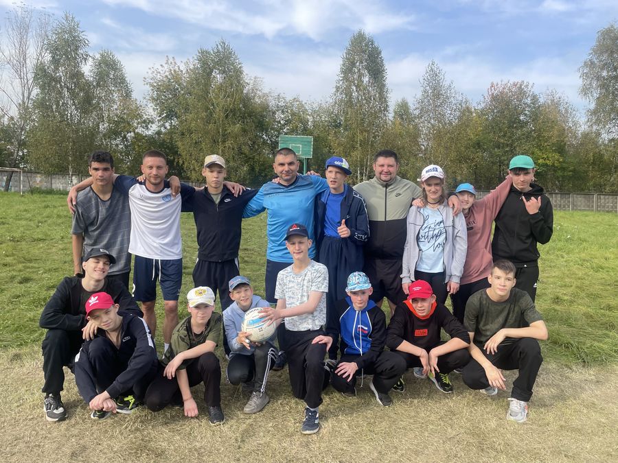 «Разрез Кийзасский» организовал мастер-класс по футболу для «особенных» детей