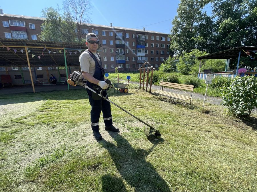 Волонтеры «Разреза Кийзасского» помогли детскому саду в Мысках